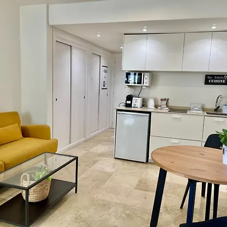 דירה Port Of Center - Eaw Homes מארבלה